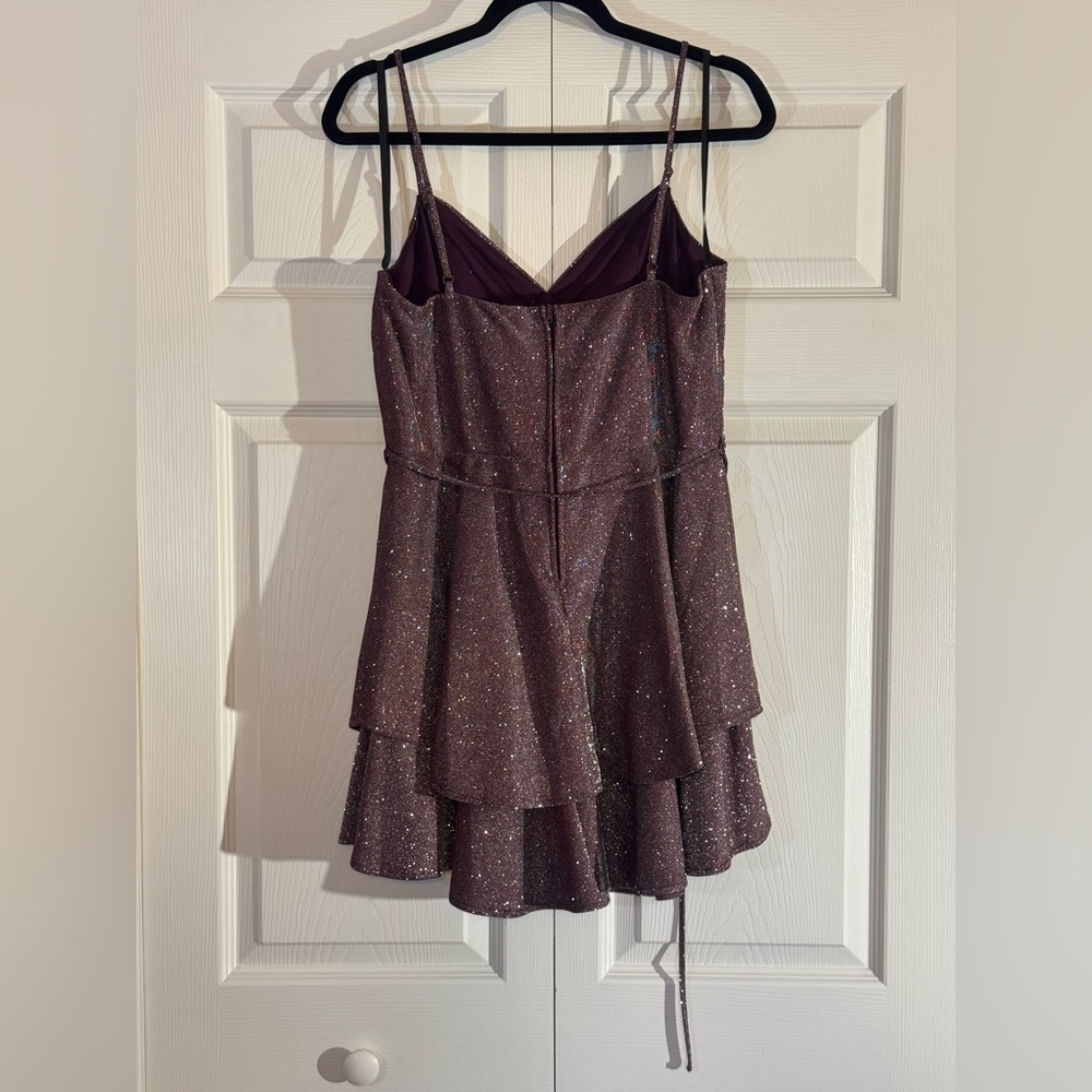 B. Darlin Womens Juniors Tiered Mini Cocktail and Party Dress NWOT Size 15/16 - Picture 7 of 7